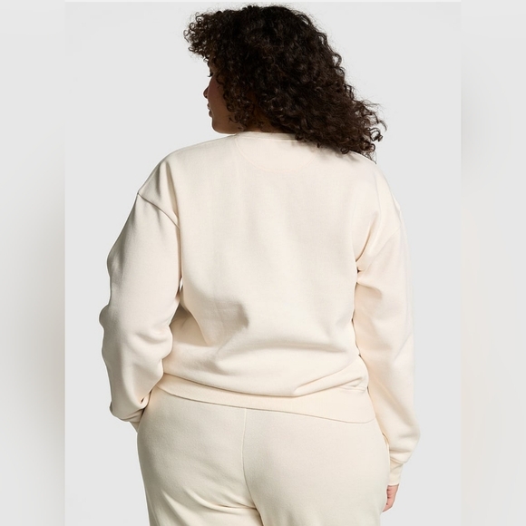 NWT Victoria's Secret PINK Ivy Fleece Classic Crew Sweatshirt, size S - Picture 4 of 8